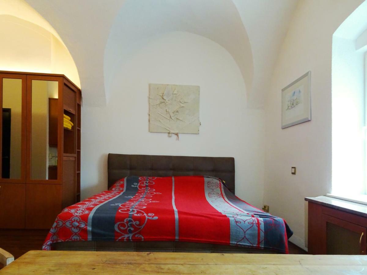 Gewoelbezimmer Am Marktplatz Gmunden Luaran gambar